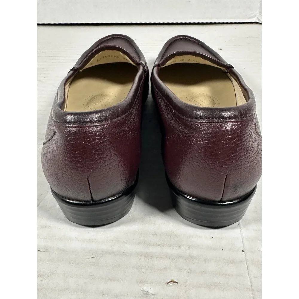 SAS Womens Burgundy Pebbled Leather Tripad ComfortLoafers Made in USA Size 6.5 S
